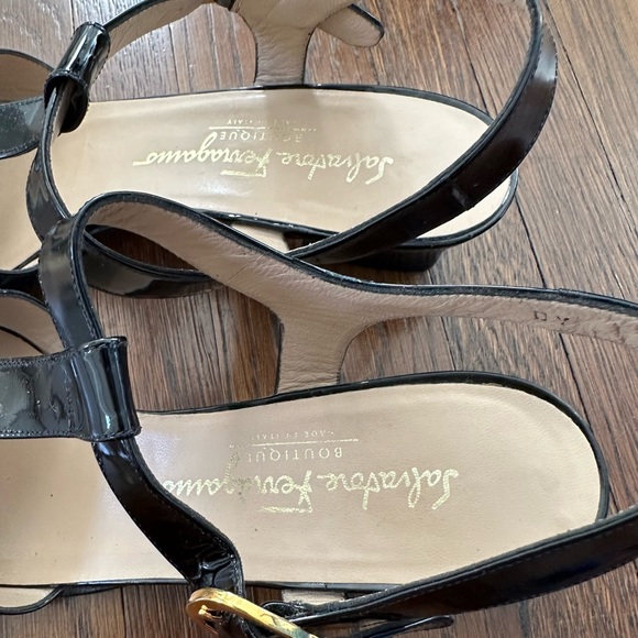 Salvatore Ferragamo MARIGOLD Sandals - Picture 8 of 9